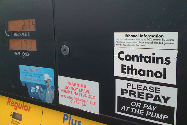Gas pump