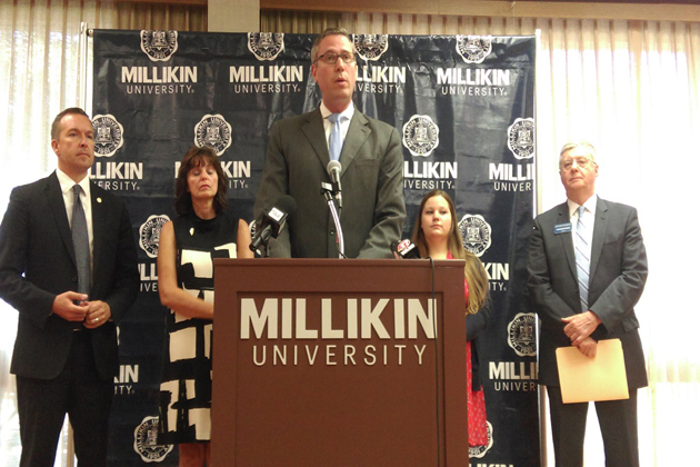 Illinois Treasurer Mike Frerichs leads lawmakers, administrators, and students in a discussion about MAP Grant funding at Millikin University in Decatur. (Will Stevenson/Illinois Radio Network)